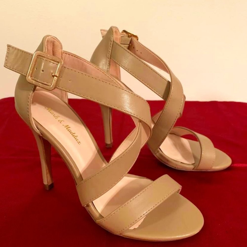 Women's Steve Madden heels size 6